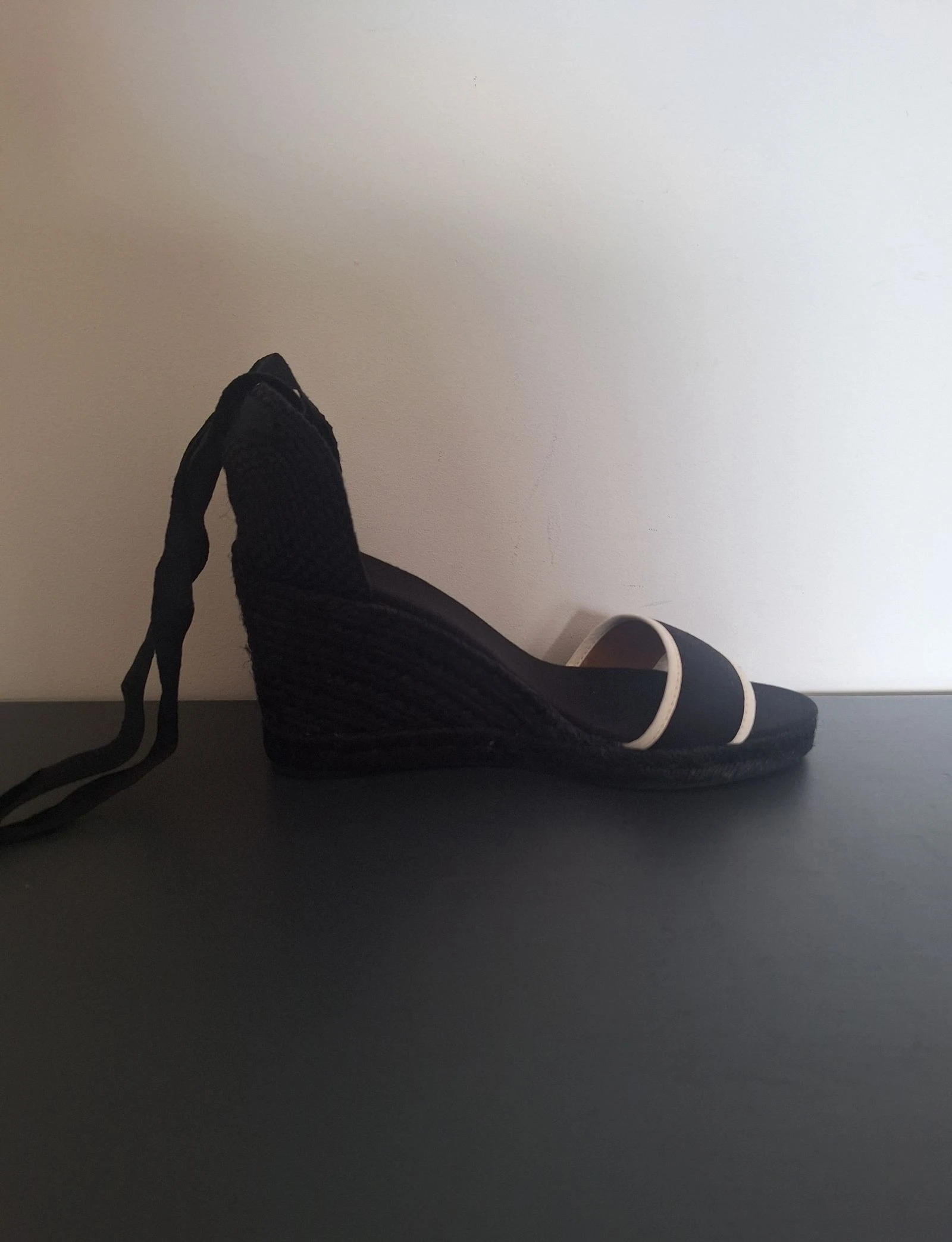 Castañer noir avec crème espadrilles / chaussures à talons carrés taille 41 – photo 3